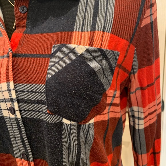 Rue 21 Red blue plaid long sleeve blouse Size XL - Picture 2 of 7